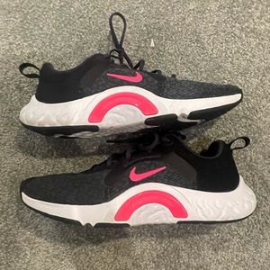 Nike shoes 6.5